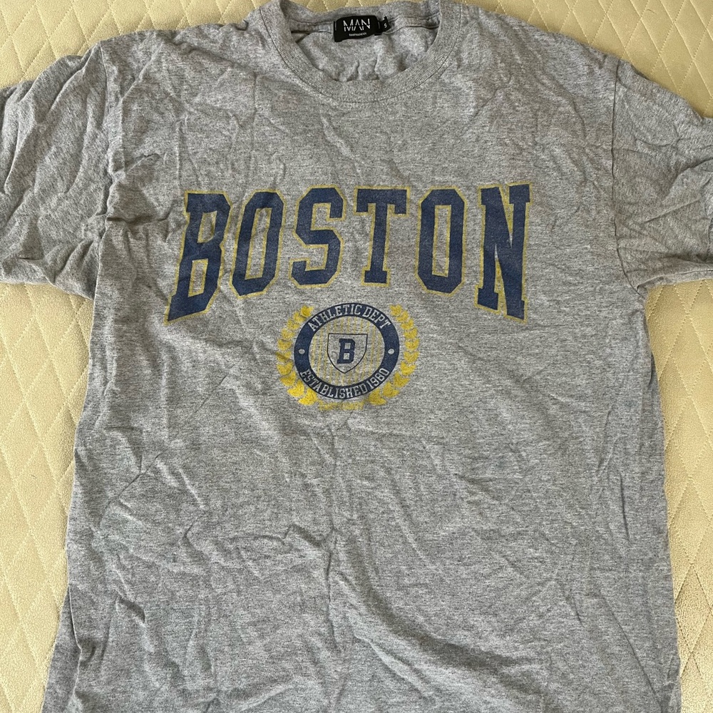 Boohoo Gray Boston Athletic Graphic Tee